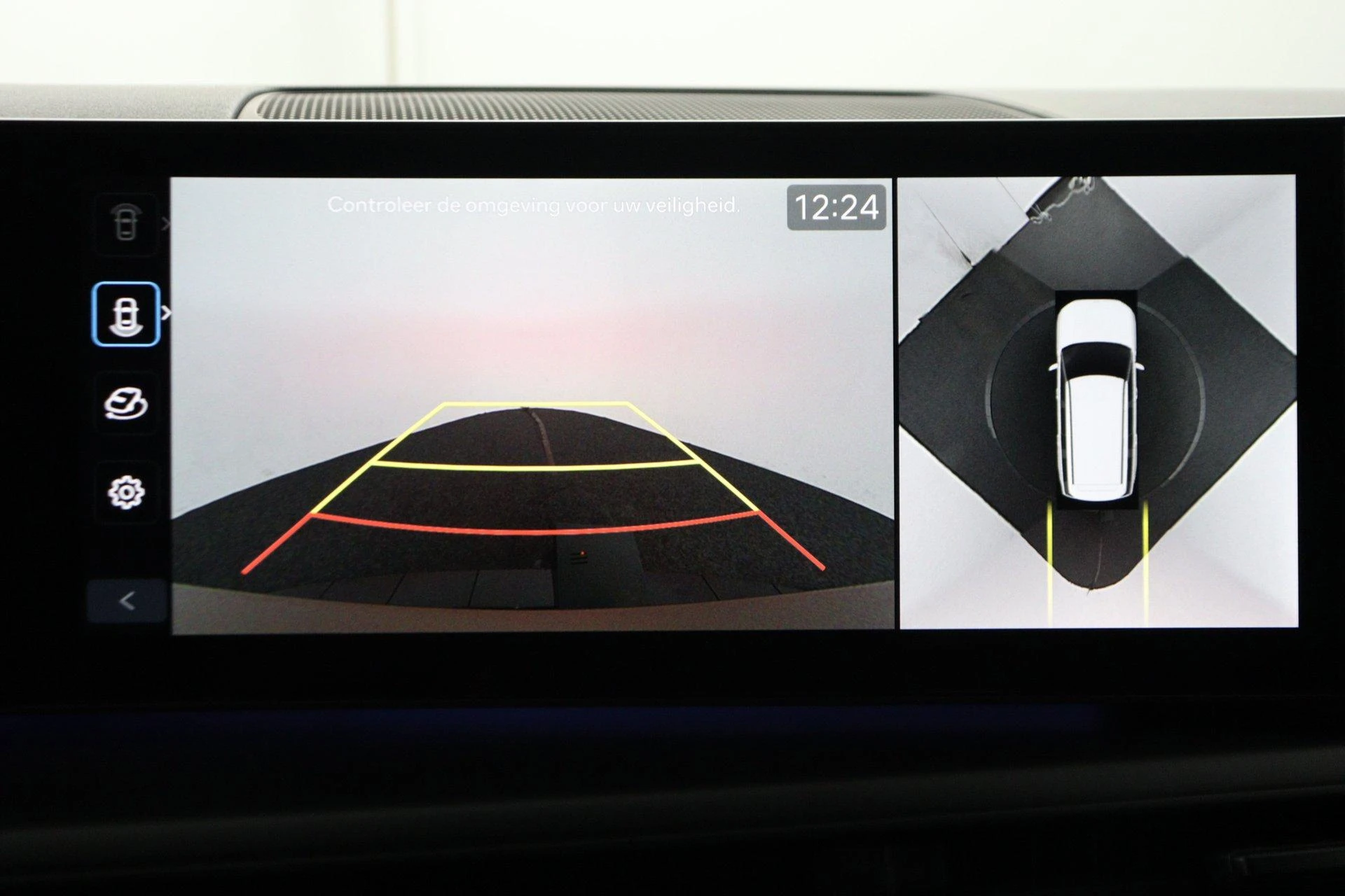 Hyundai-Santa Fe-image-25