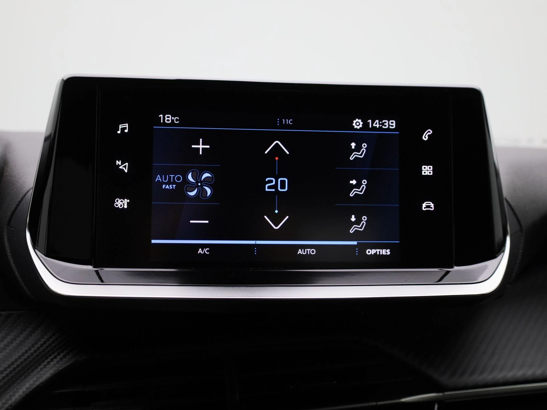 Peugeot-2008-image-21