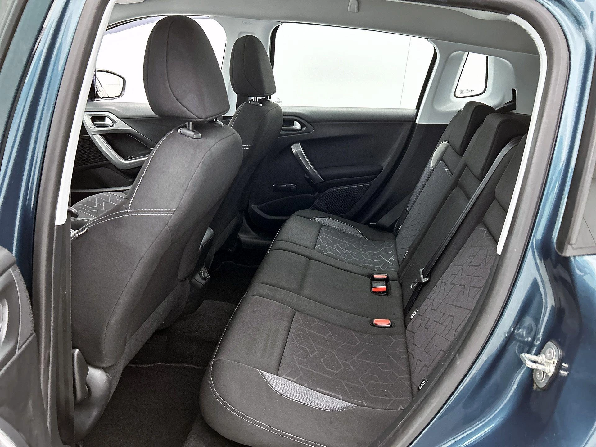 Peugeot 2008 1.2 PureTech Blue Lion