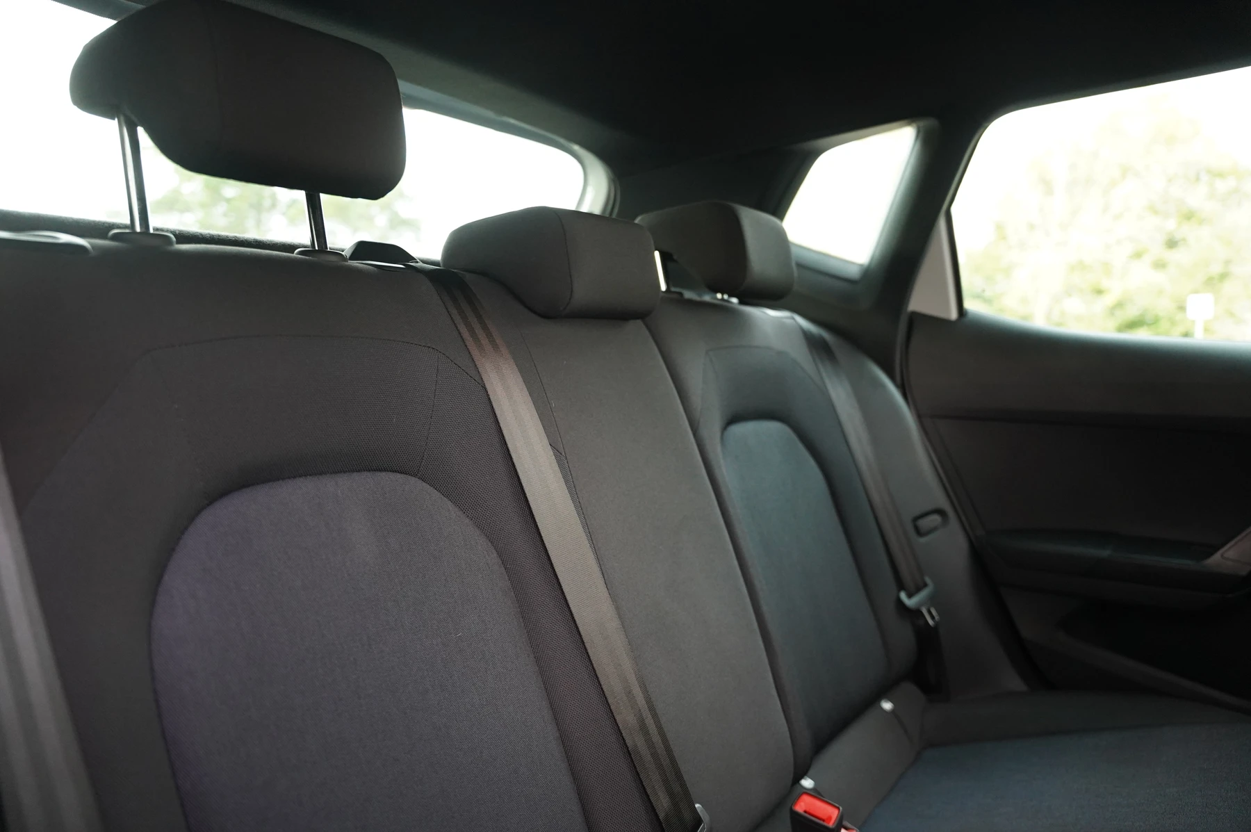 SEAT-Arona-image-10
