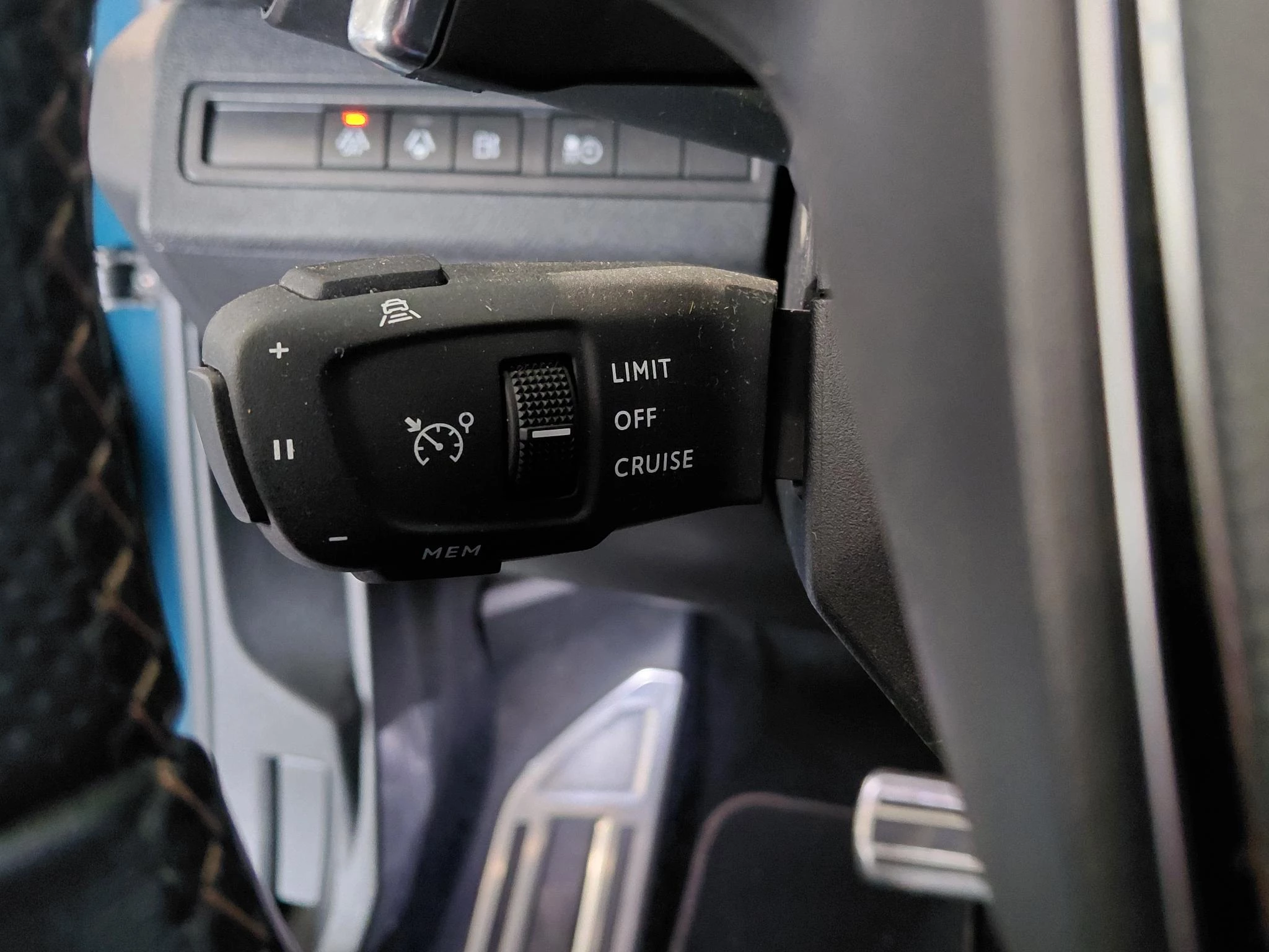 Peugeot 3008 1.6 HYbrid 225 GT