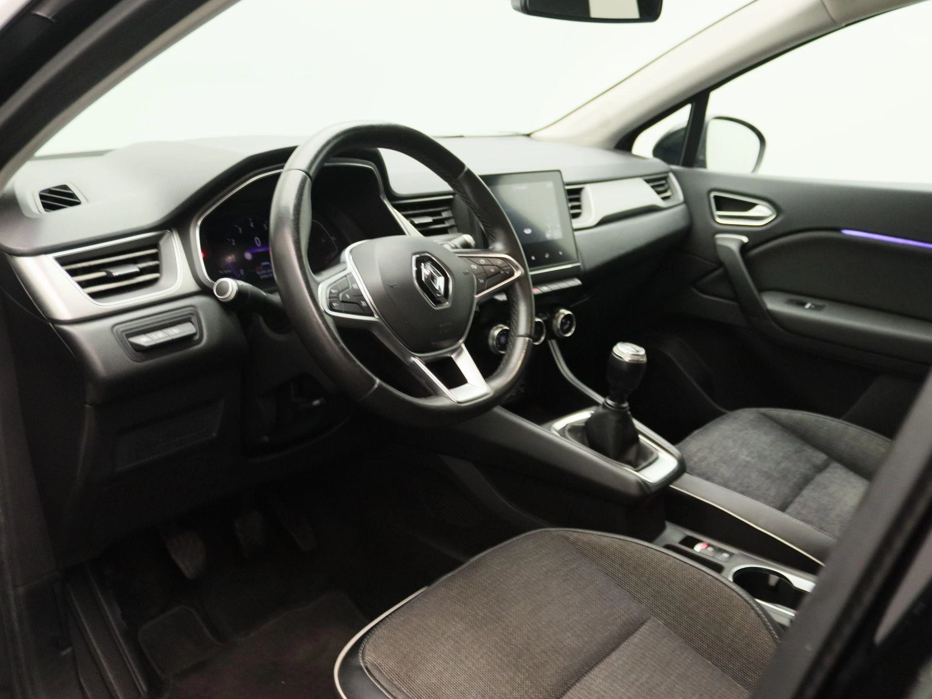 Renault-Captur-image-25