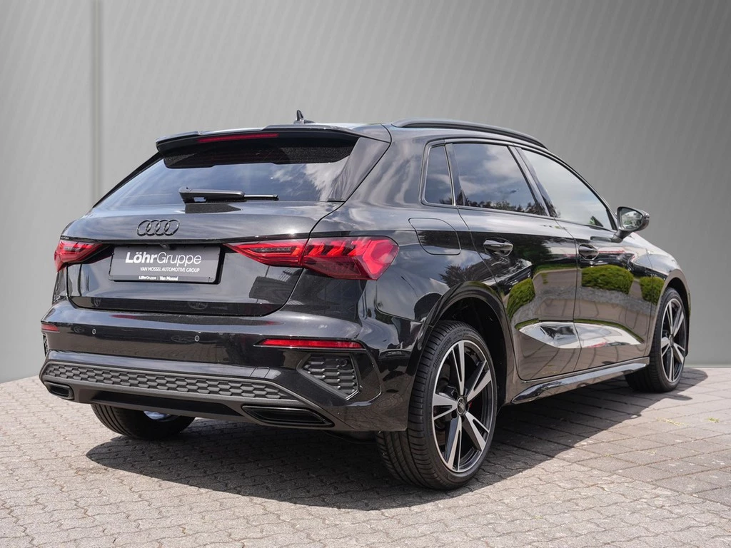 Audi A3 Sportback 45 TFSIe S tronic S Line /LED/RFK