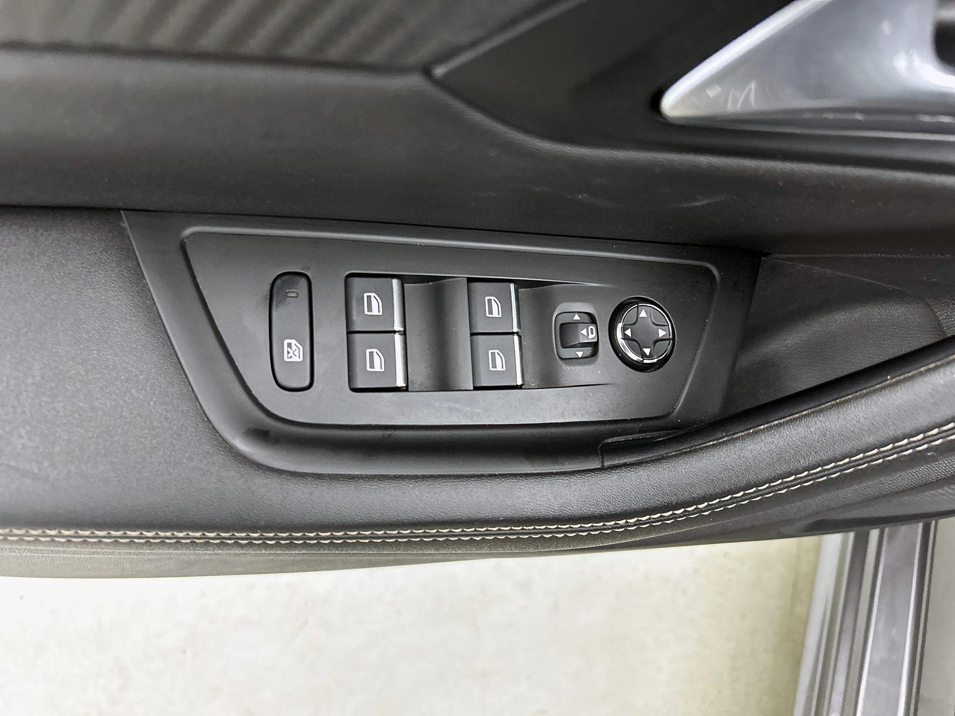 Peugeot-508-image-32