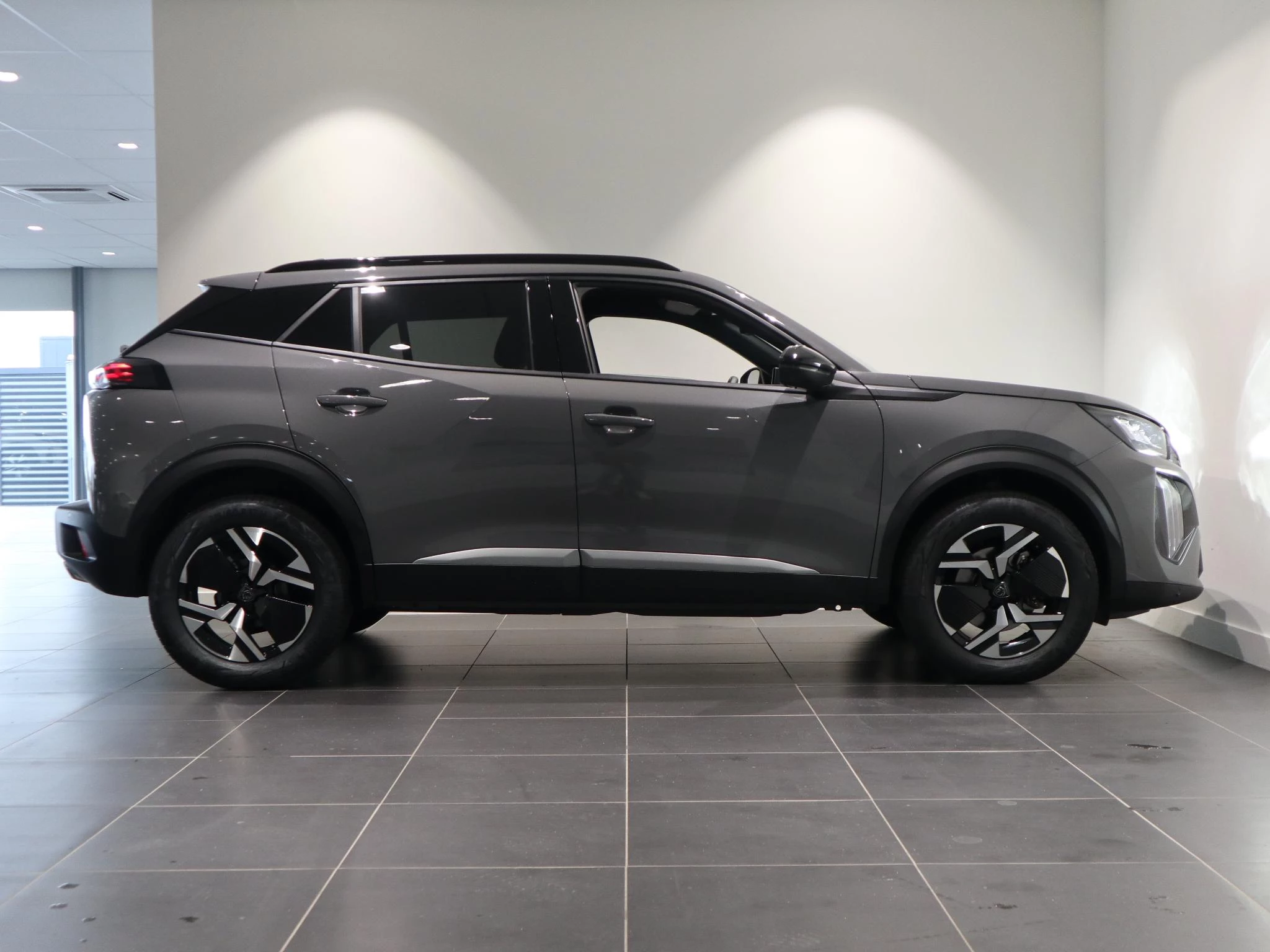 Peugeot-2008-image-6