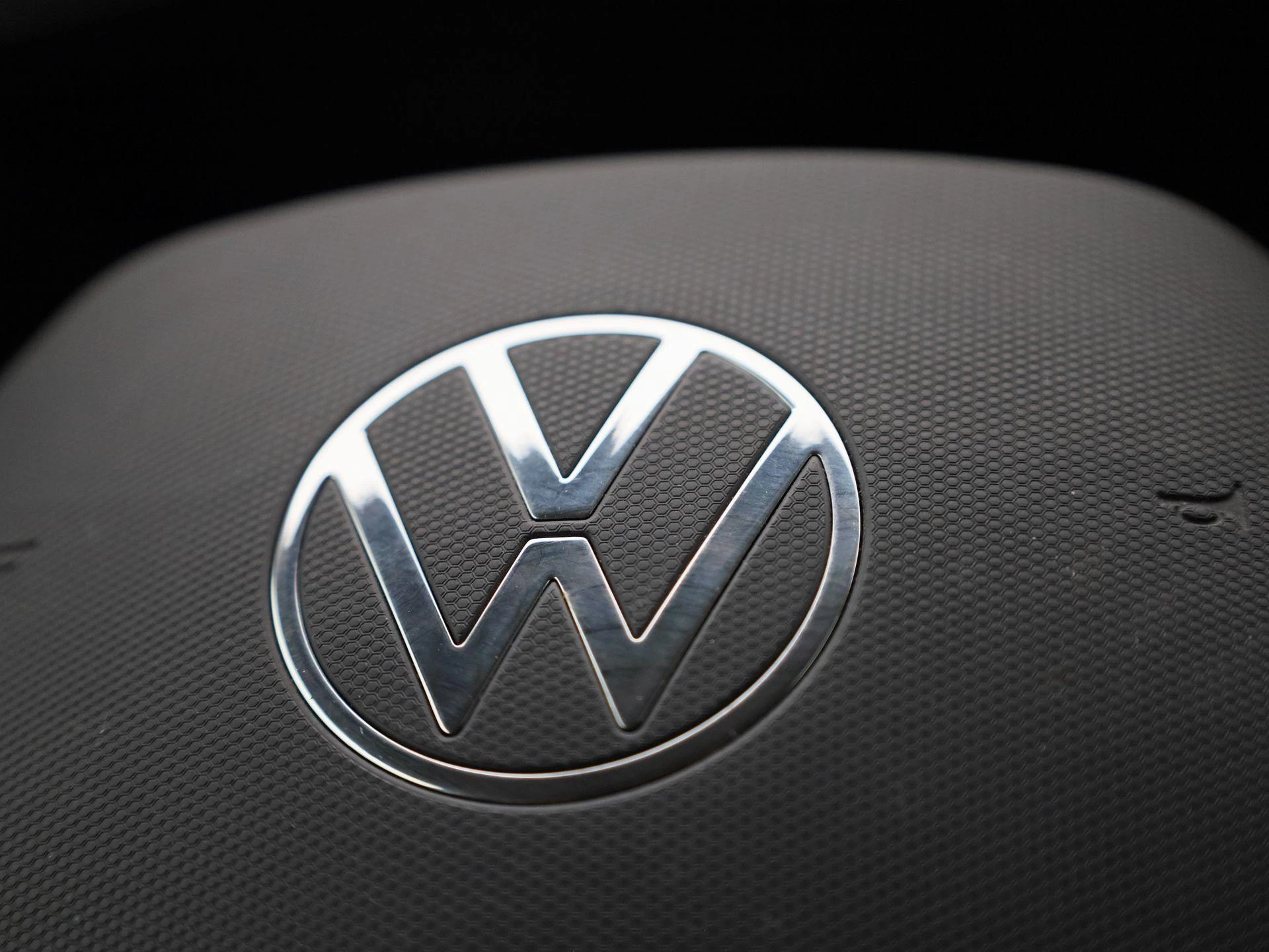 Volkswagen-Transporter-image-30
