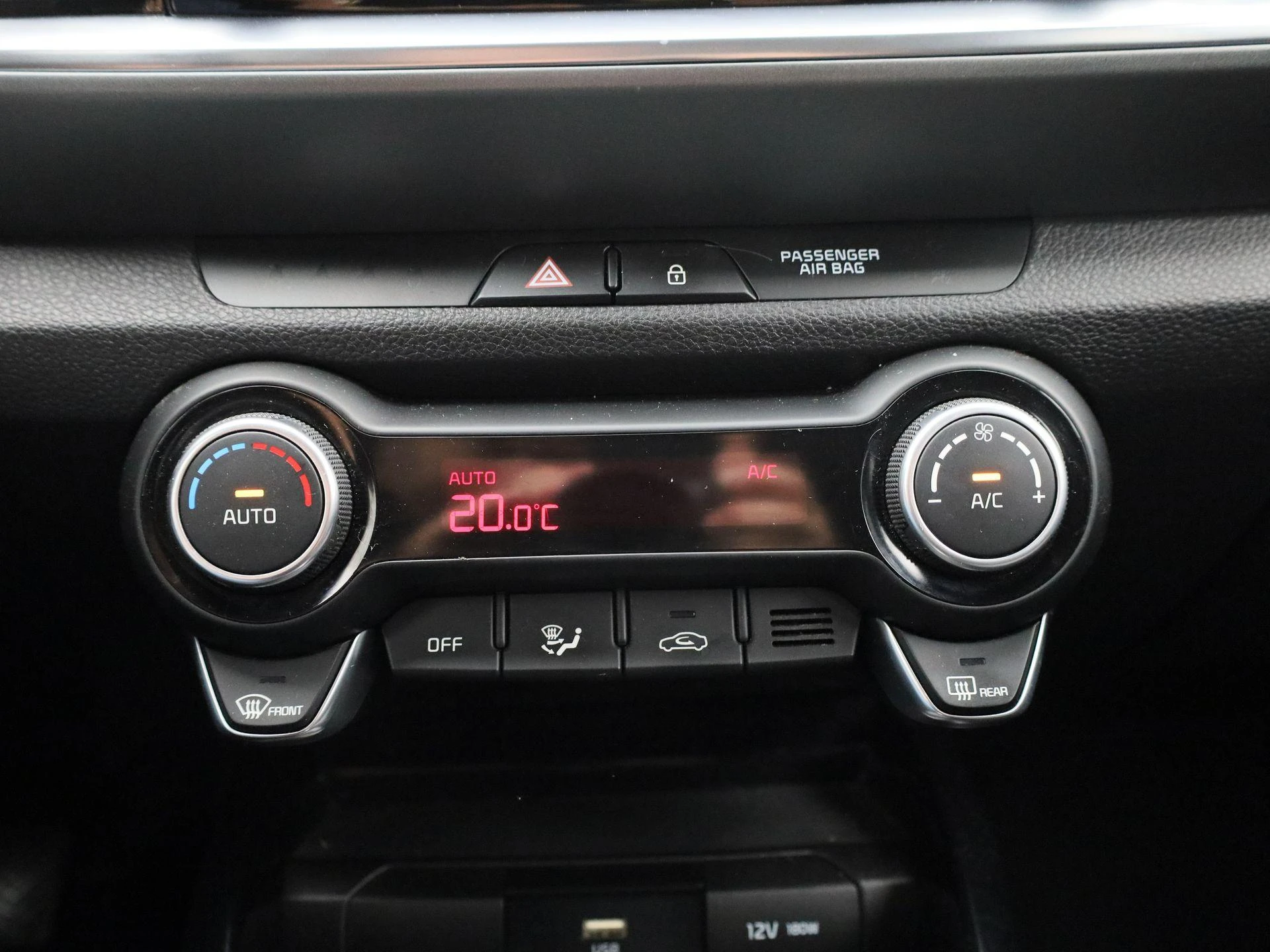 Kia-Stonic-image-16
