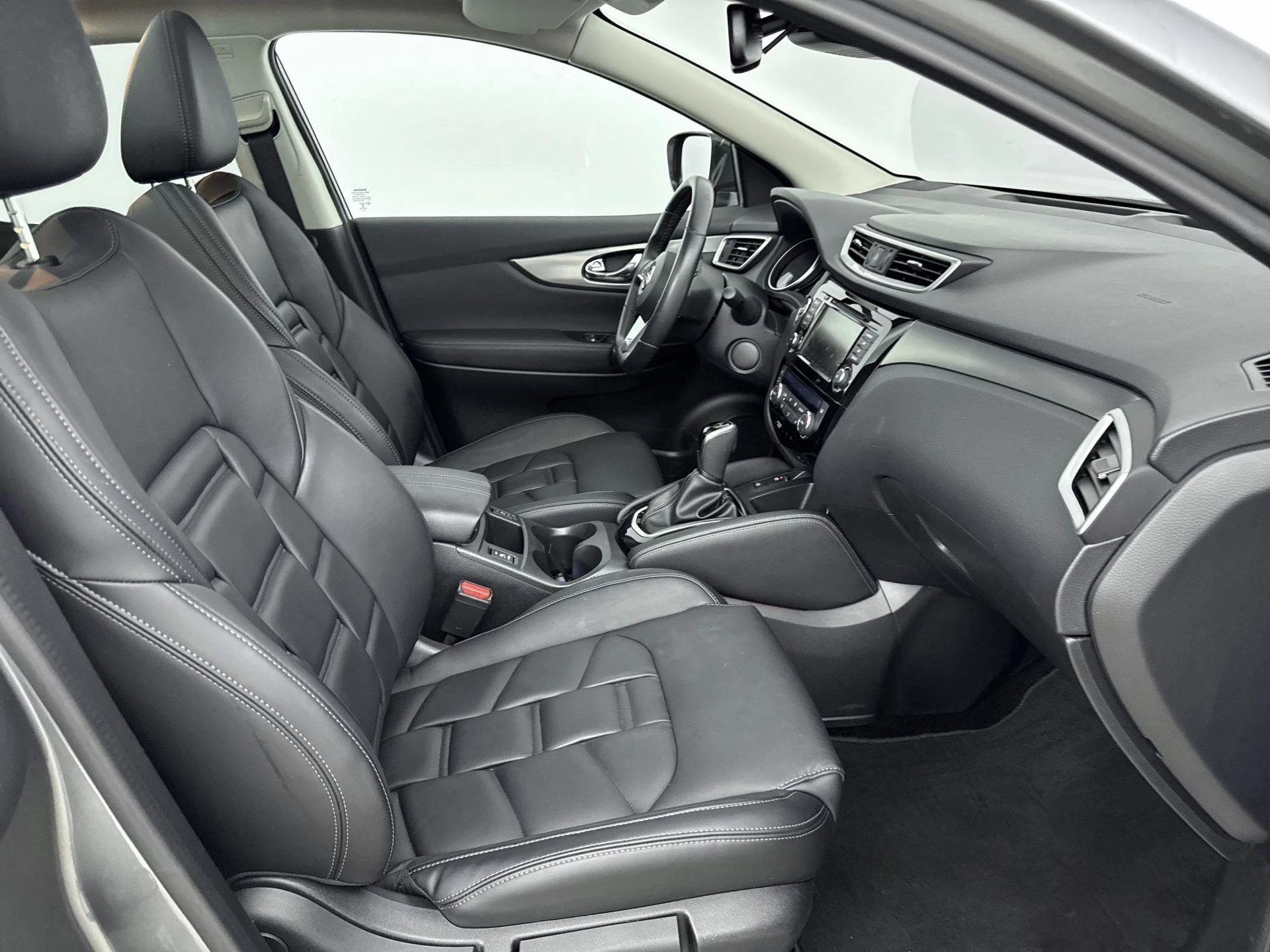 Nissan-QASHQAI-image-29