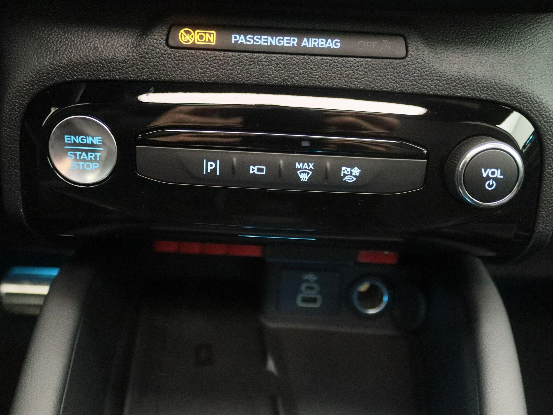 Ford-Kuga-image-9