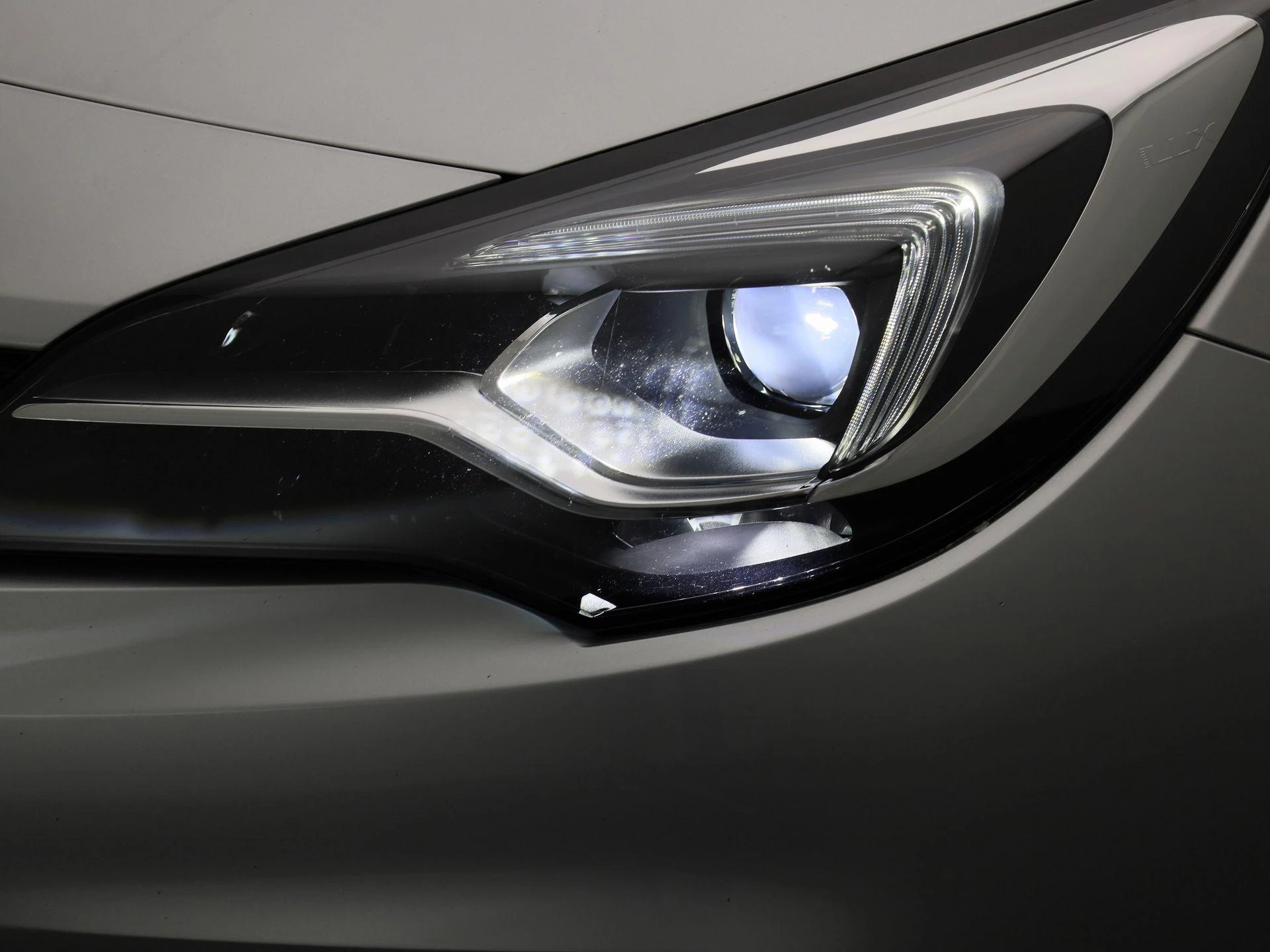 Opel-Astra-image-12