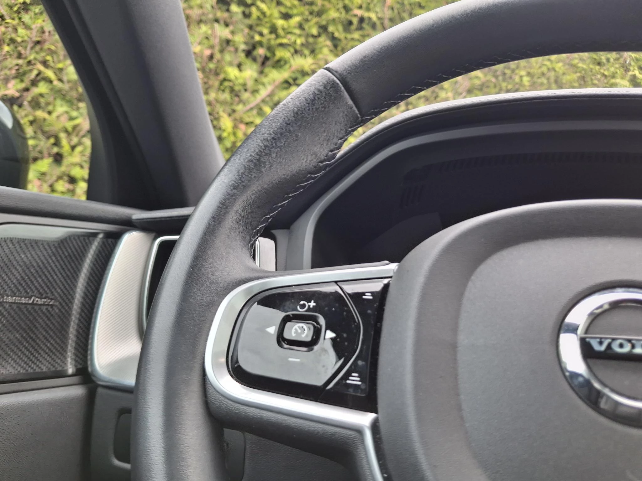 Volvo XC60 T8 Plug-in hybrid AWD Ultimate Dark