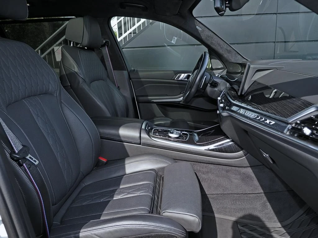 BMW-X7-image-9