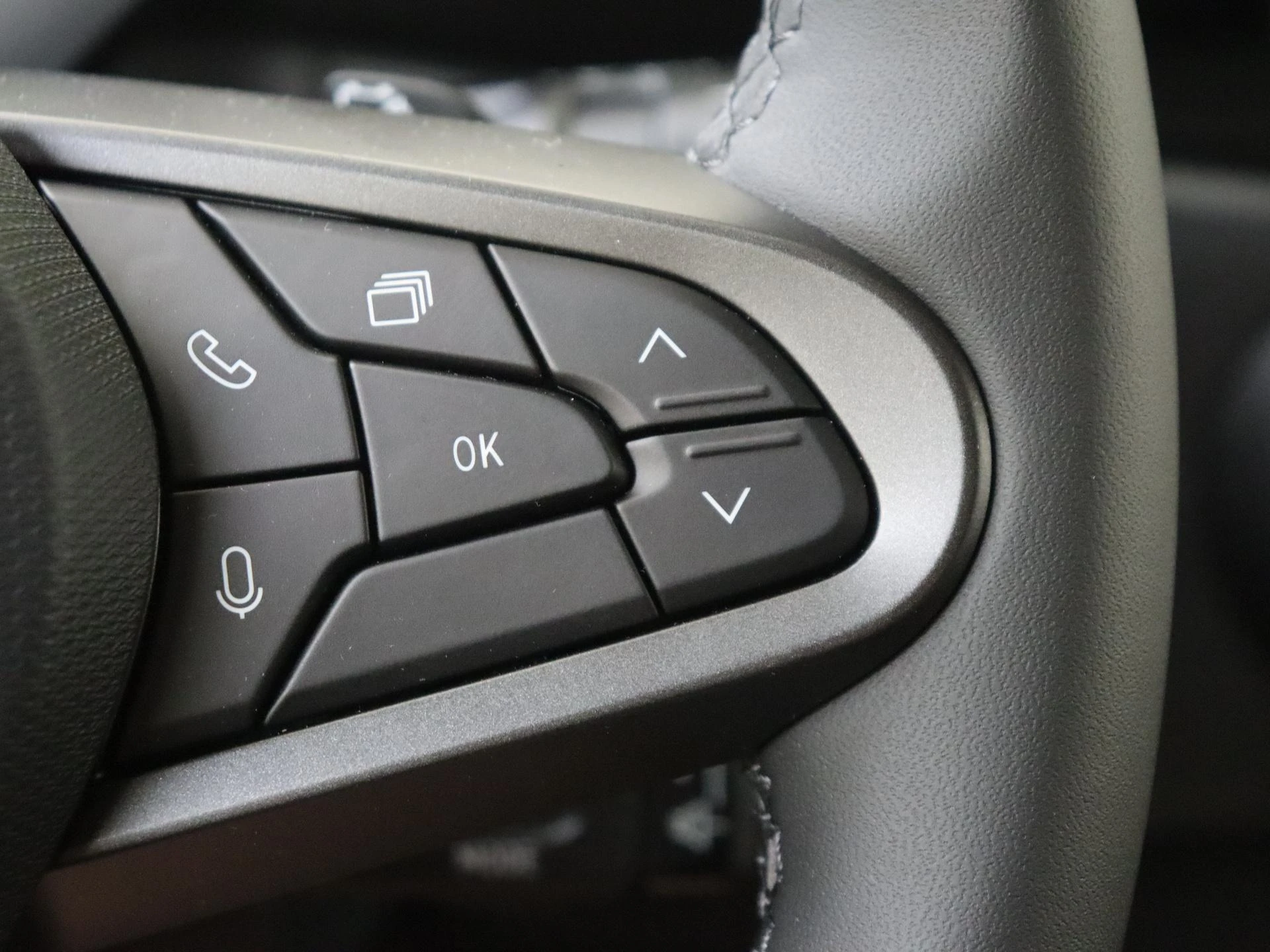 Renault-Twingo-image-13