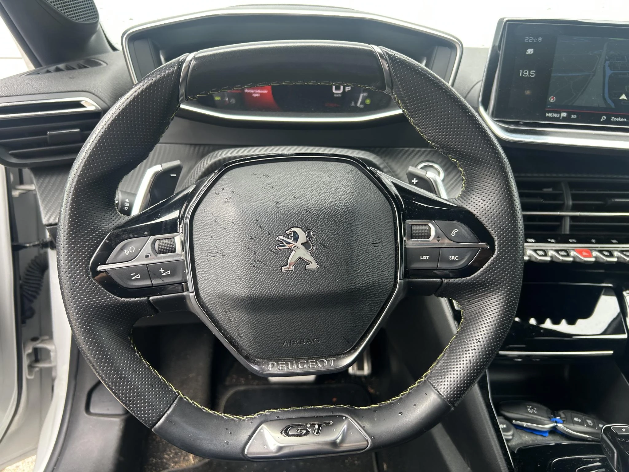 Peugeot-208-image-10