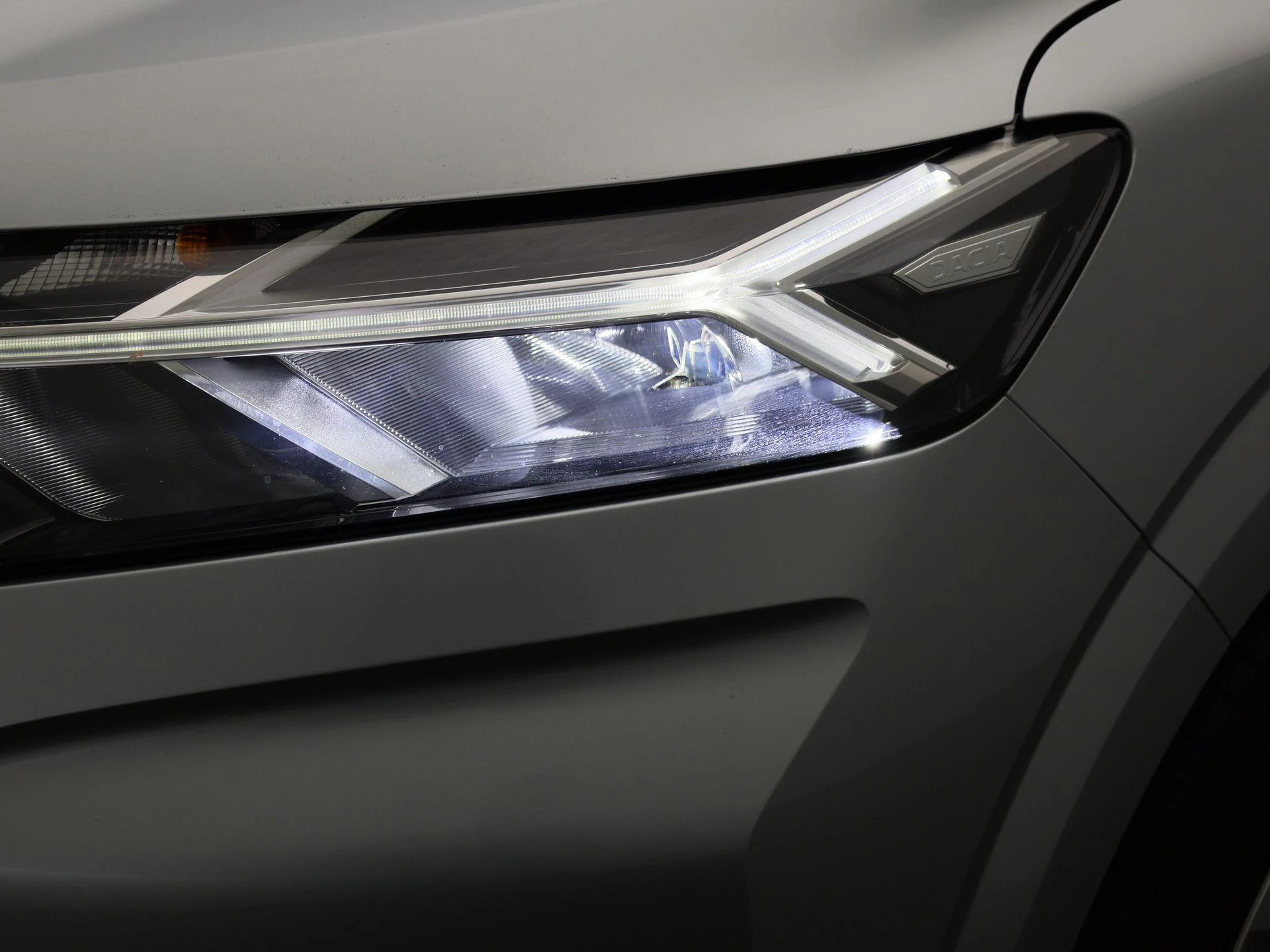Dacia-Sandero-image-11
