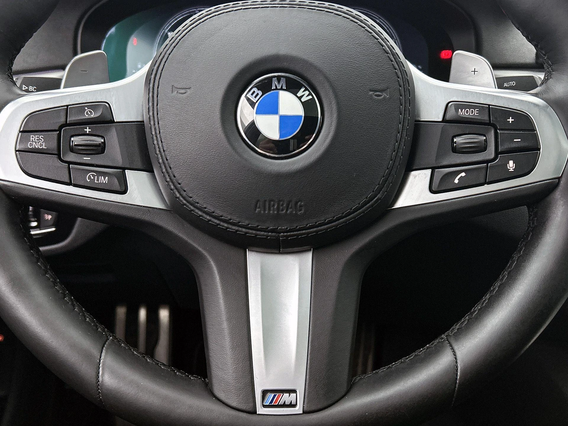 BMW-5 Serie-image-43