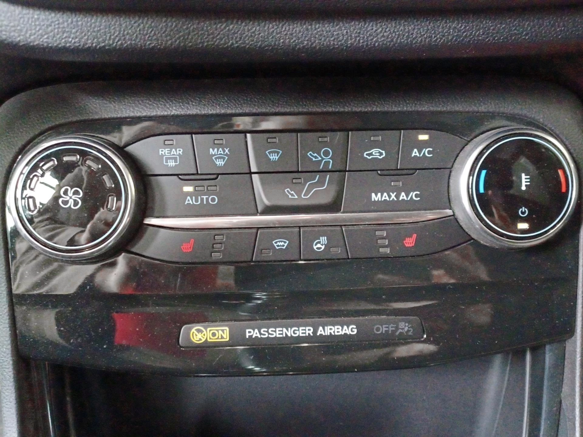 Ford Puma Titanium X - Winterpack