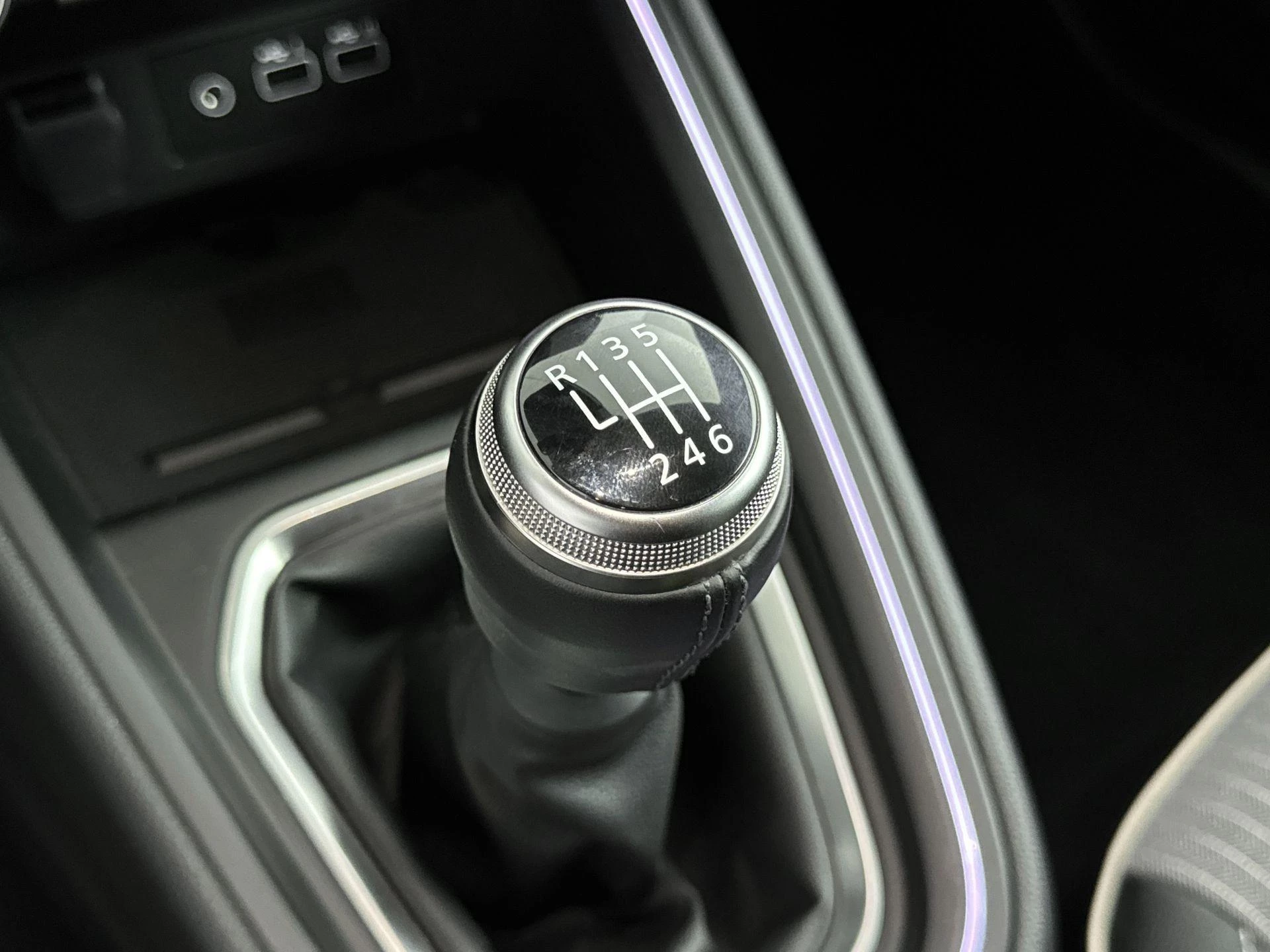 Renault-Clio-image-9