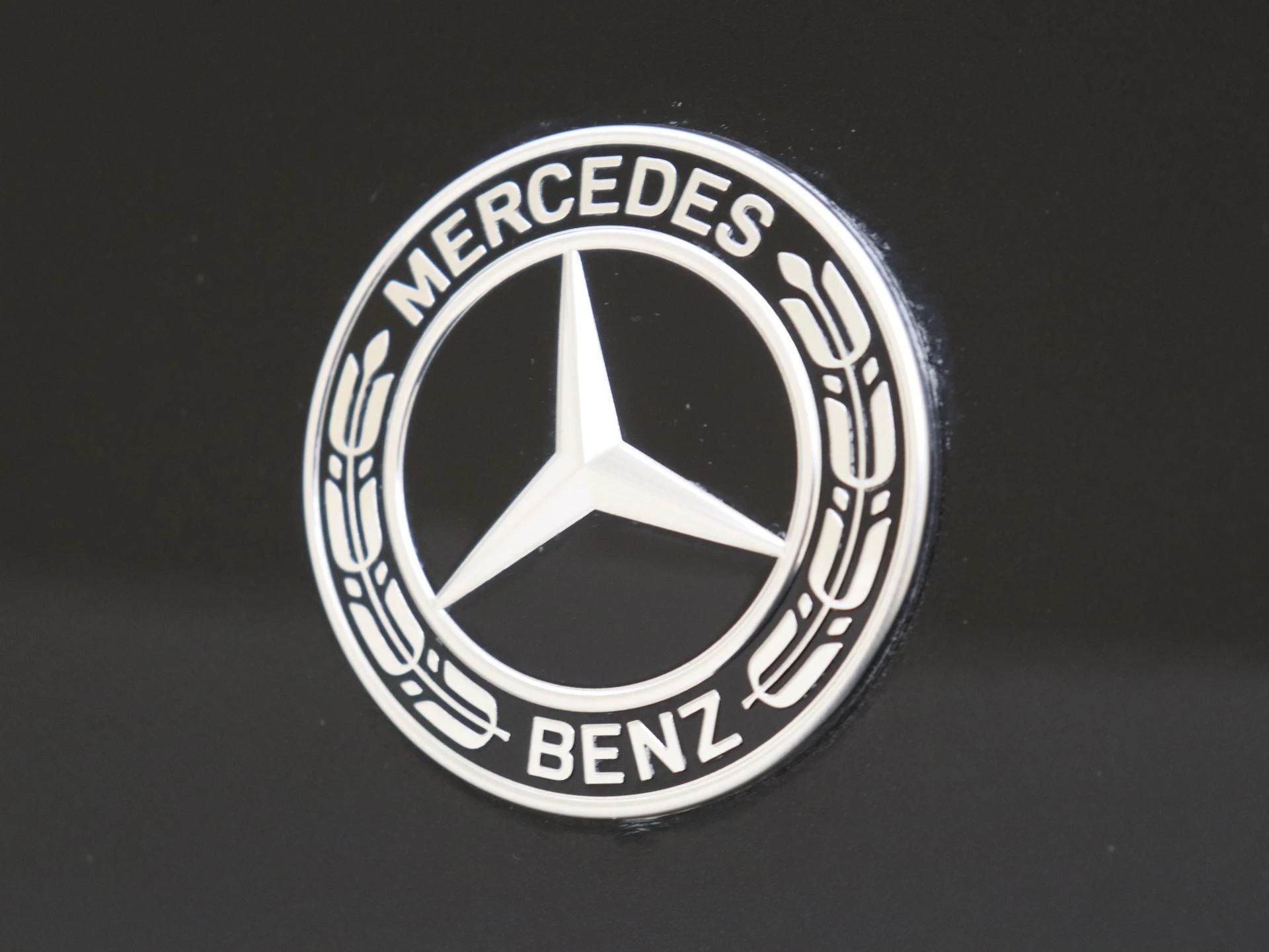 Mercedes-Benz-E-Klasse-image-28
