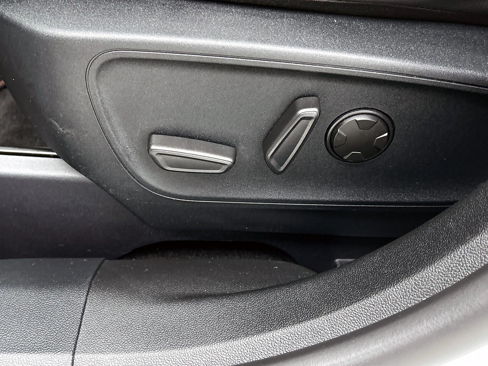 Ford-Kuga-image-25