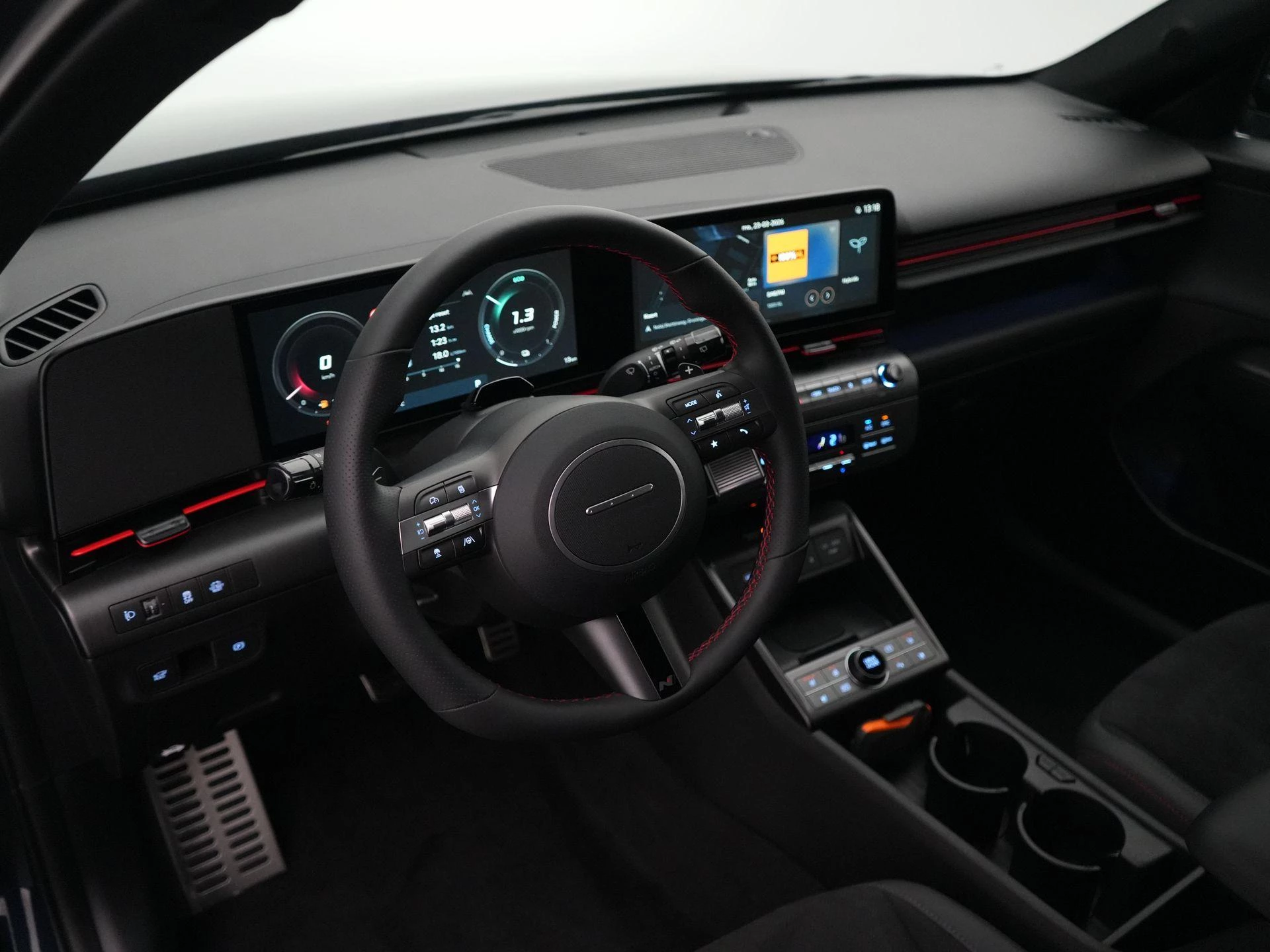 Hyundai-Kona-image-33