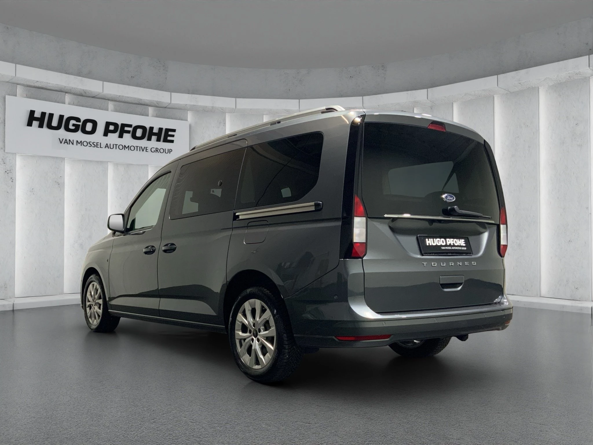 Ford Tourneo Connect Grand Titanium Aut.*AHK*ACC*KAM*NAVI*SHZ