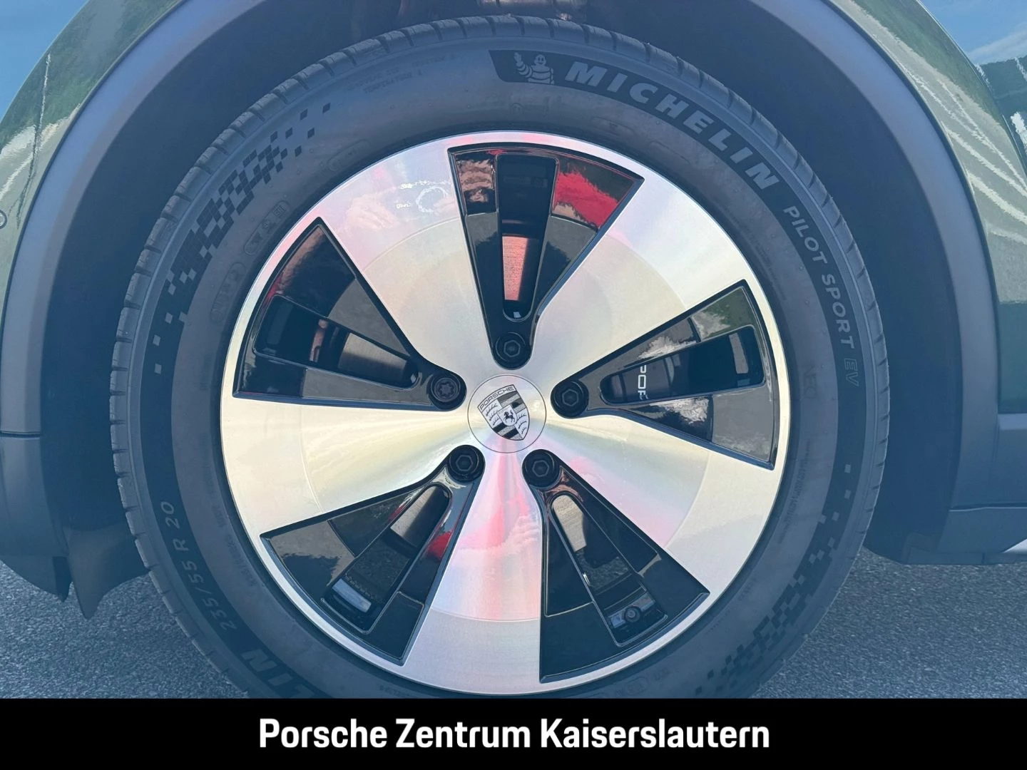 Porsche Macan 4 Surround-View BOSE Luftfederung LED -