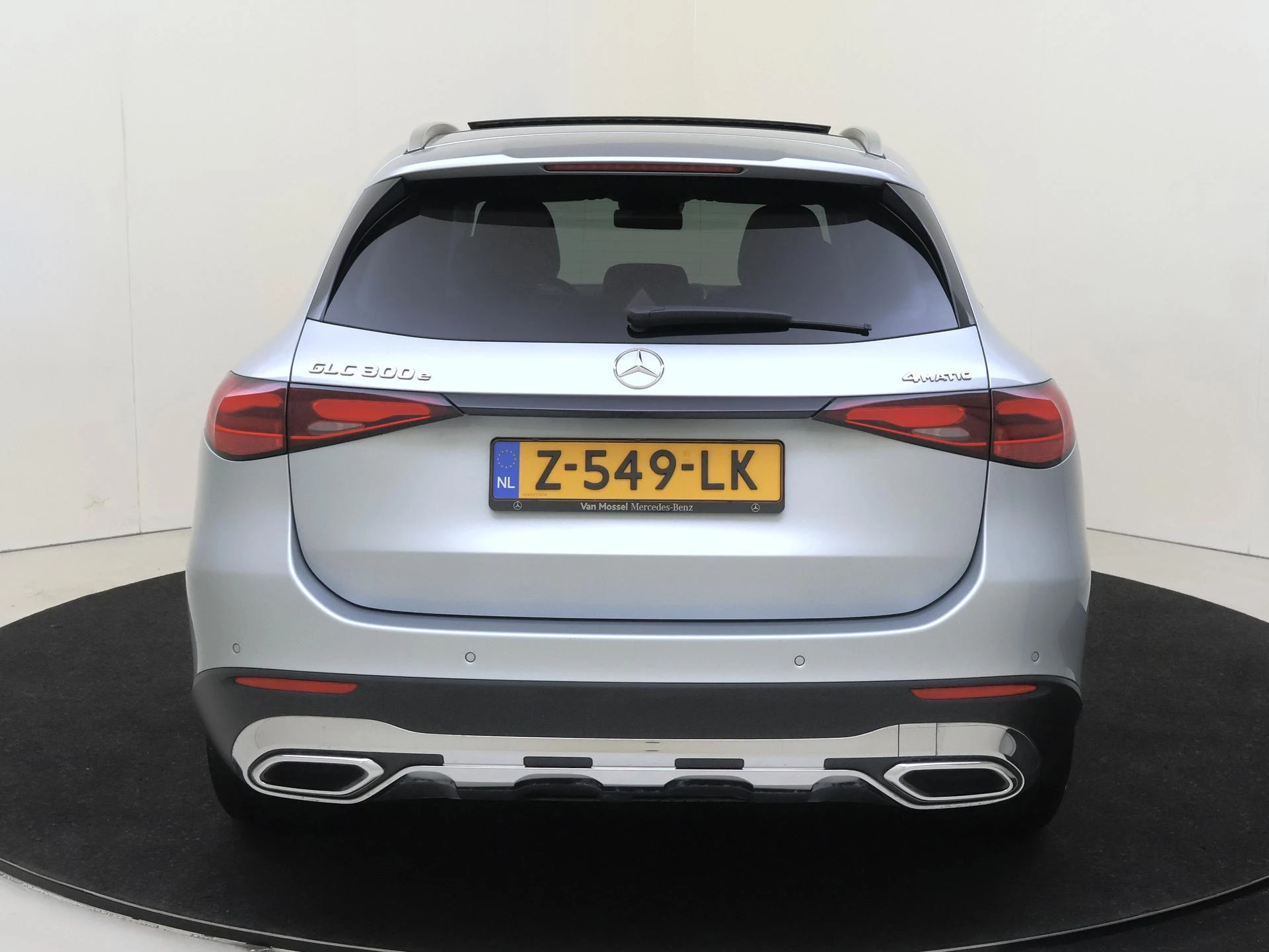 Mercedes-Benz-GLC-image-7