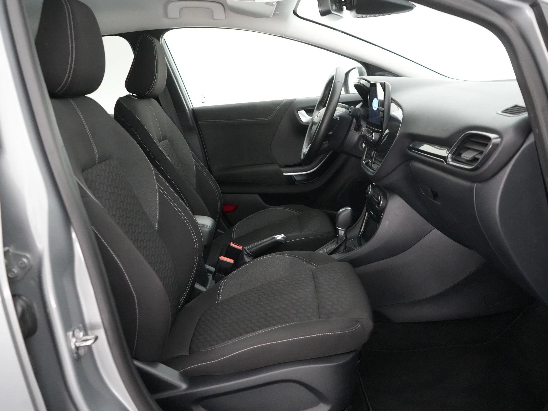Ford Puma 1.0i Ecoboost MHEV 92kW Aut. Titanium