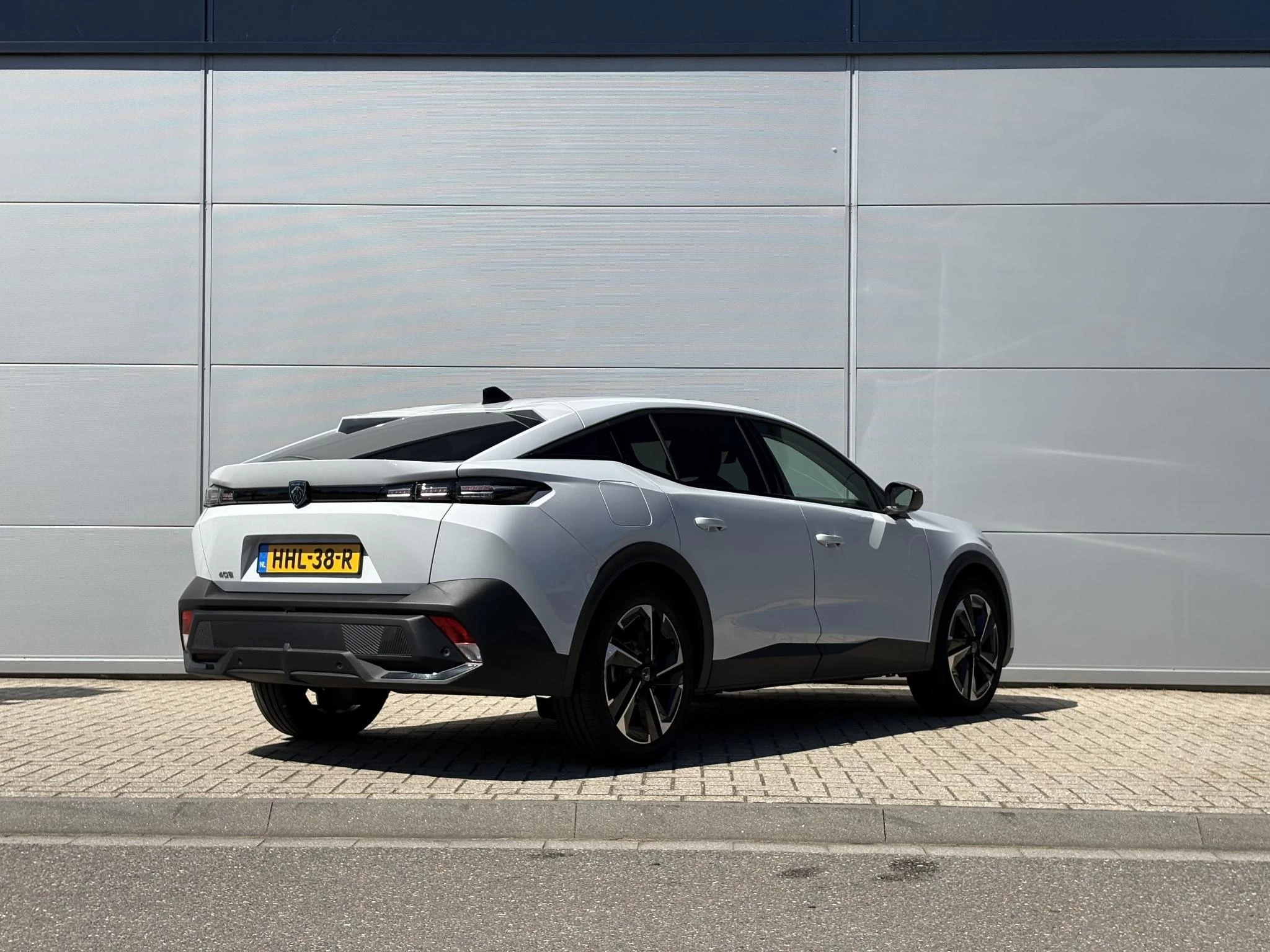Peugeot 408 1.2 Hybrid 145 e-DCS6 Allure