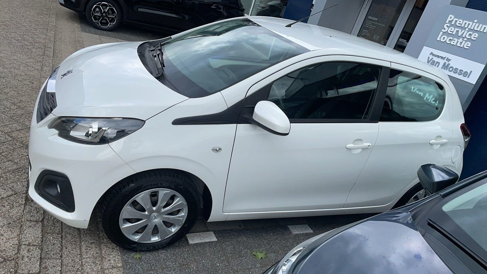 Peugeot-108-image-2