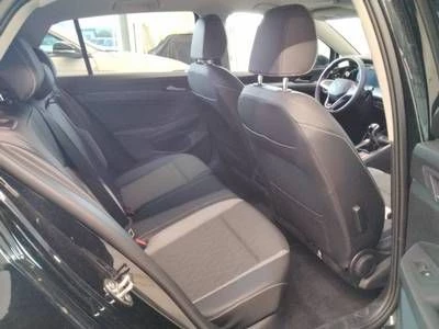 Volkswagen Golf VIII 1.5 TSI GOAL /LED/Navi/AHK/ACC/RFK