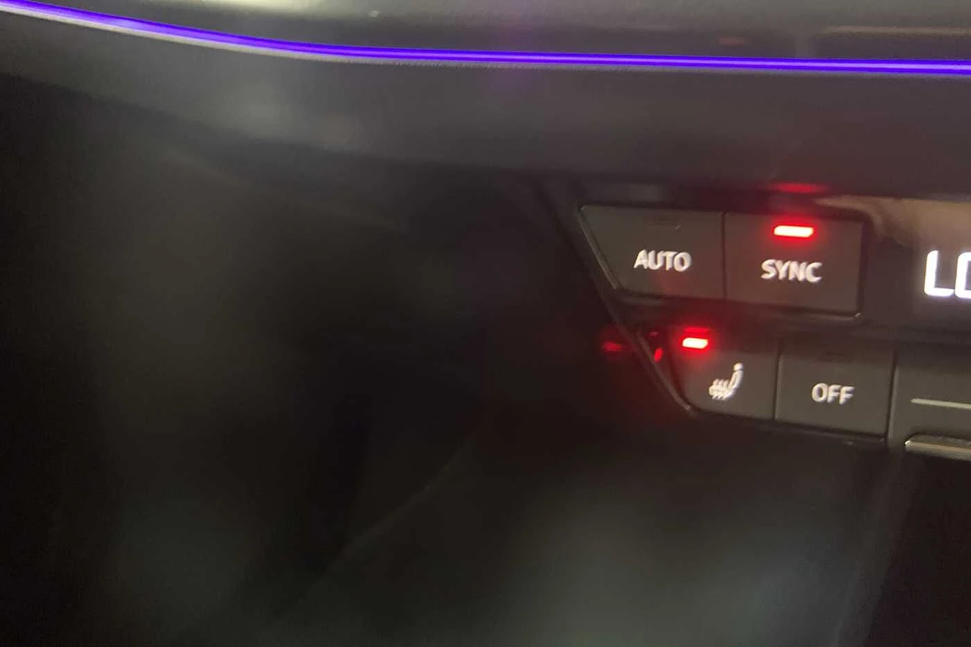 Audi-Q4 e-tron-image-16