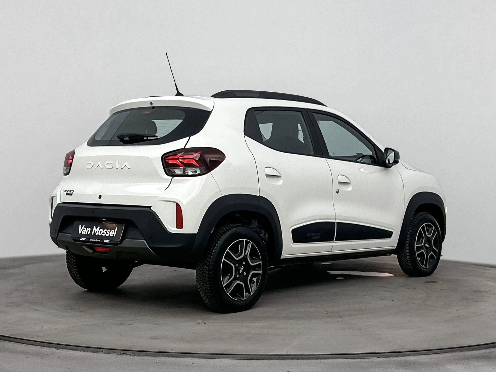 Dacia-Spring-image-3
