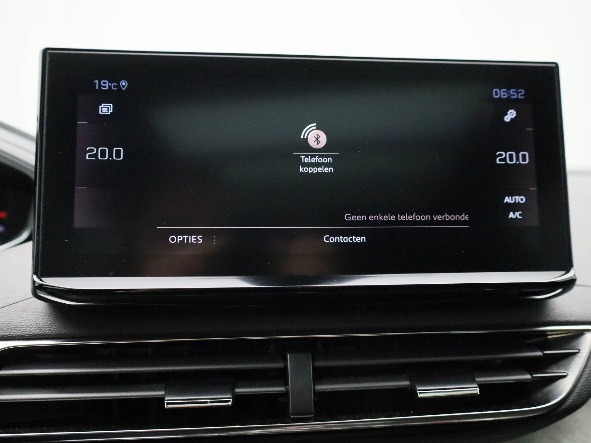 Peugeot-5008-image-32