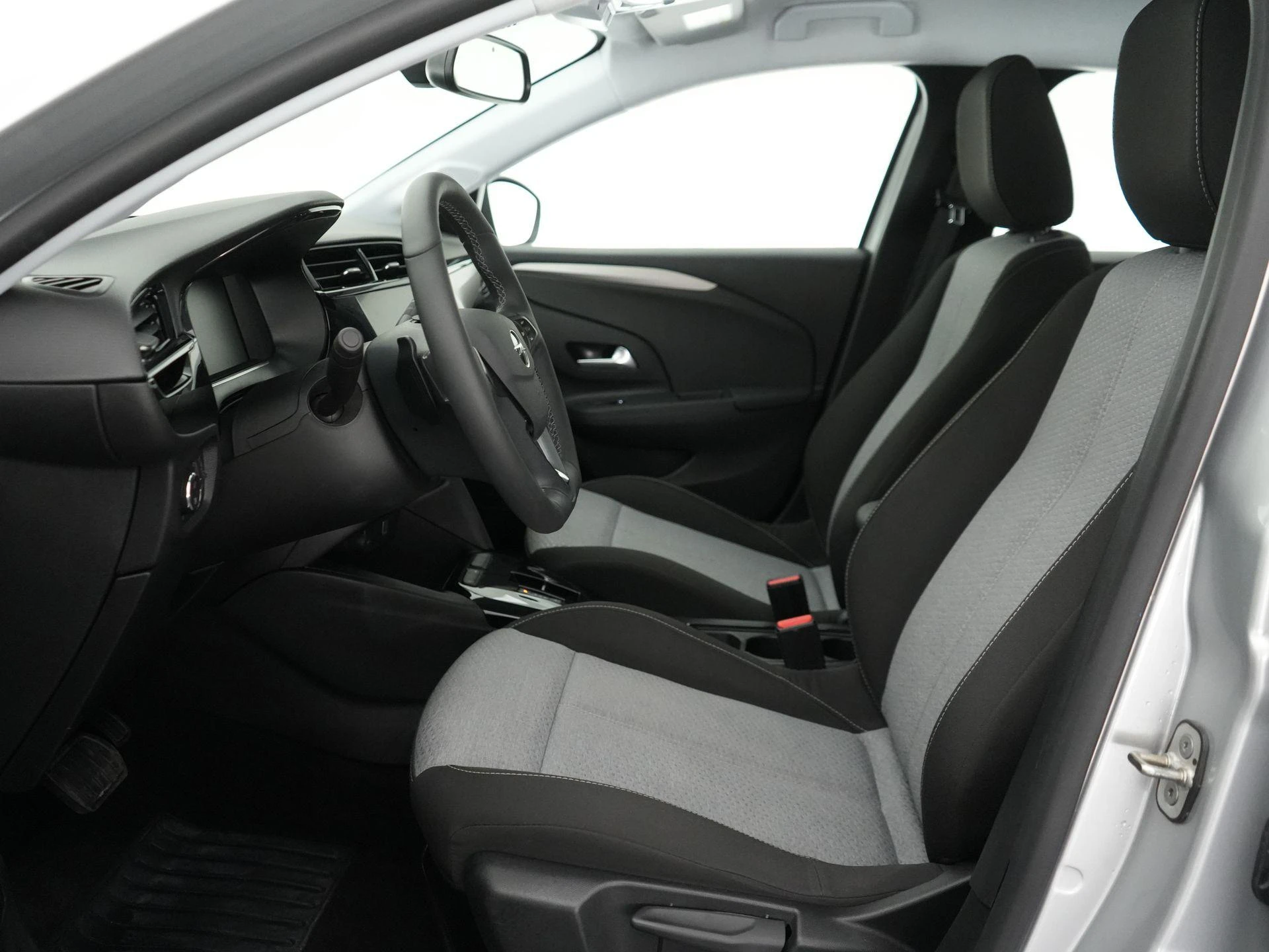 Opel-Corsa-image-10
