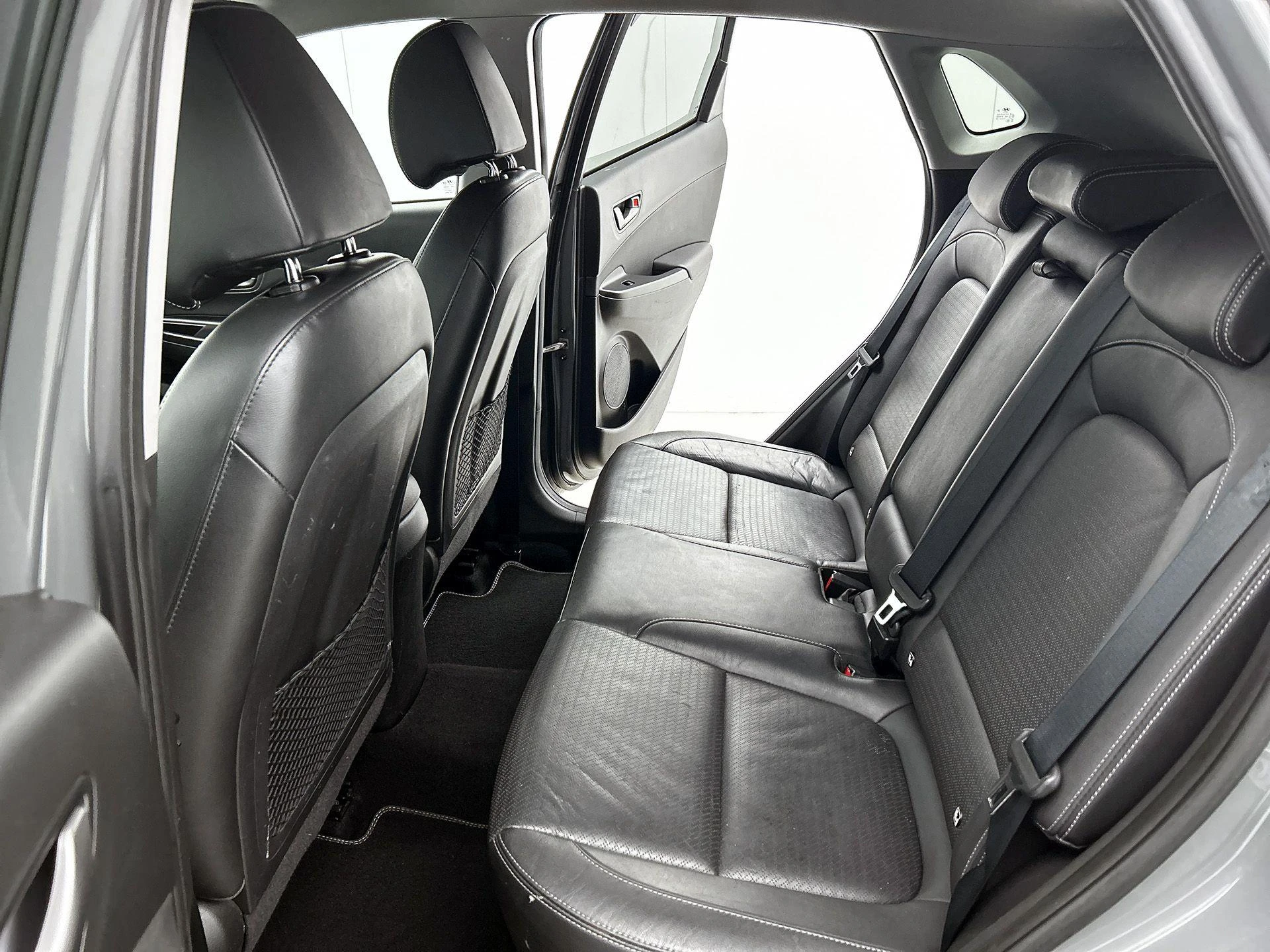 Hyundai-Kona-image-27