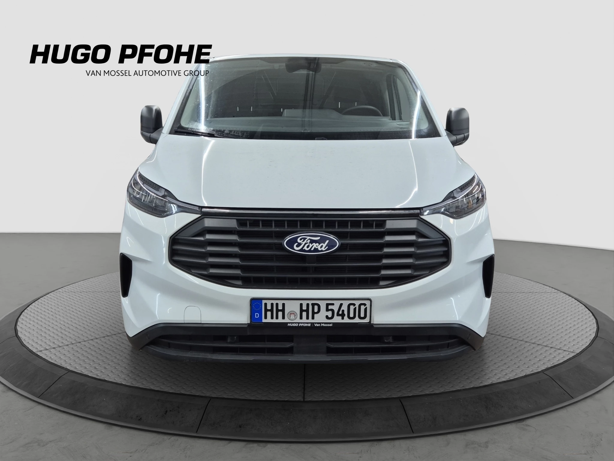 Ford-Transit Custom-image-5