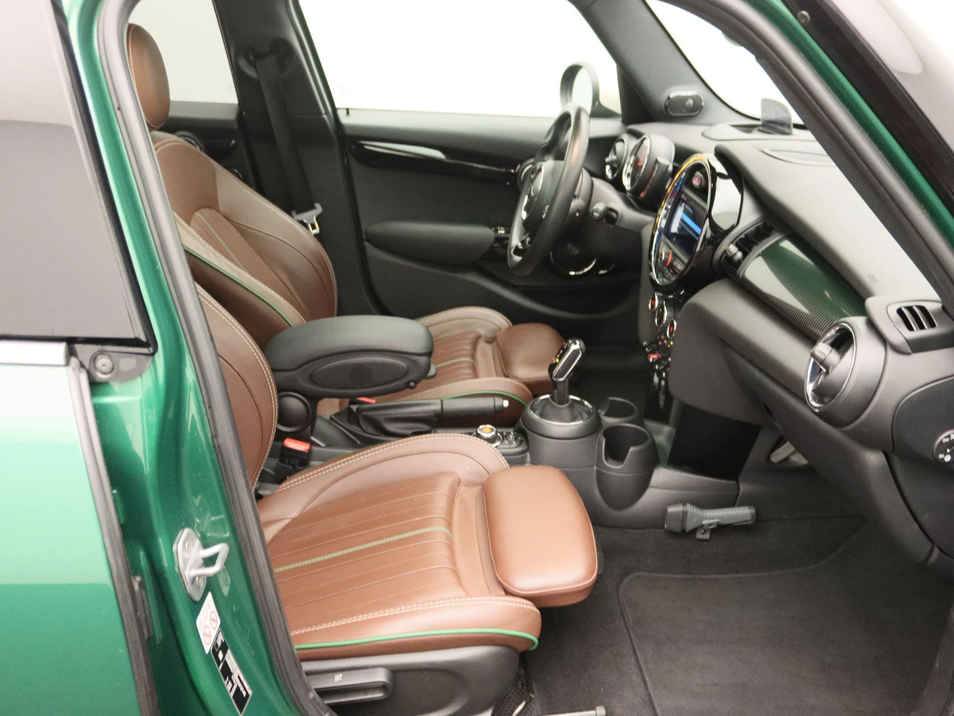 MINI-Cooper-image-22