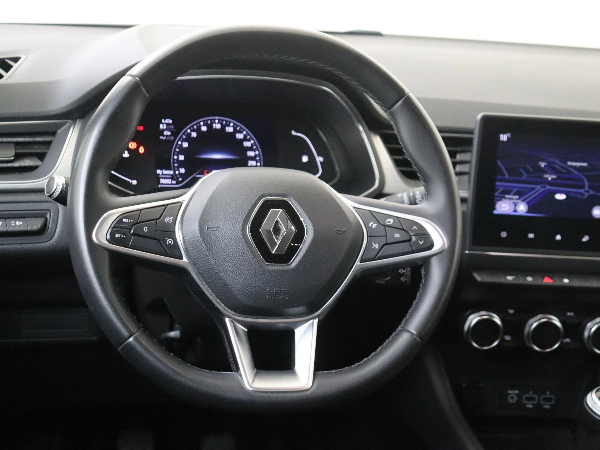 Renault-Captur-image-9