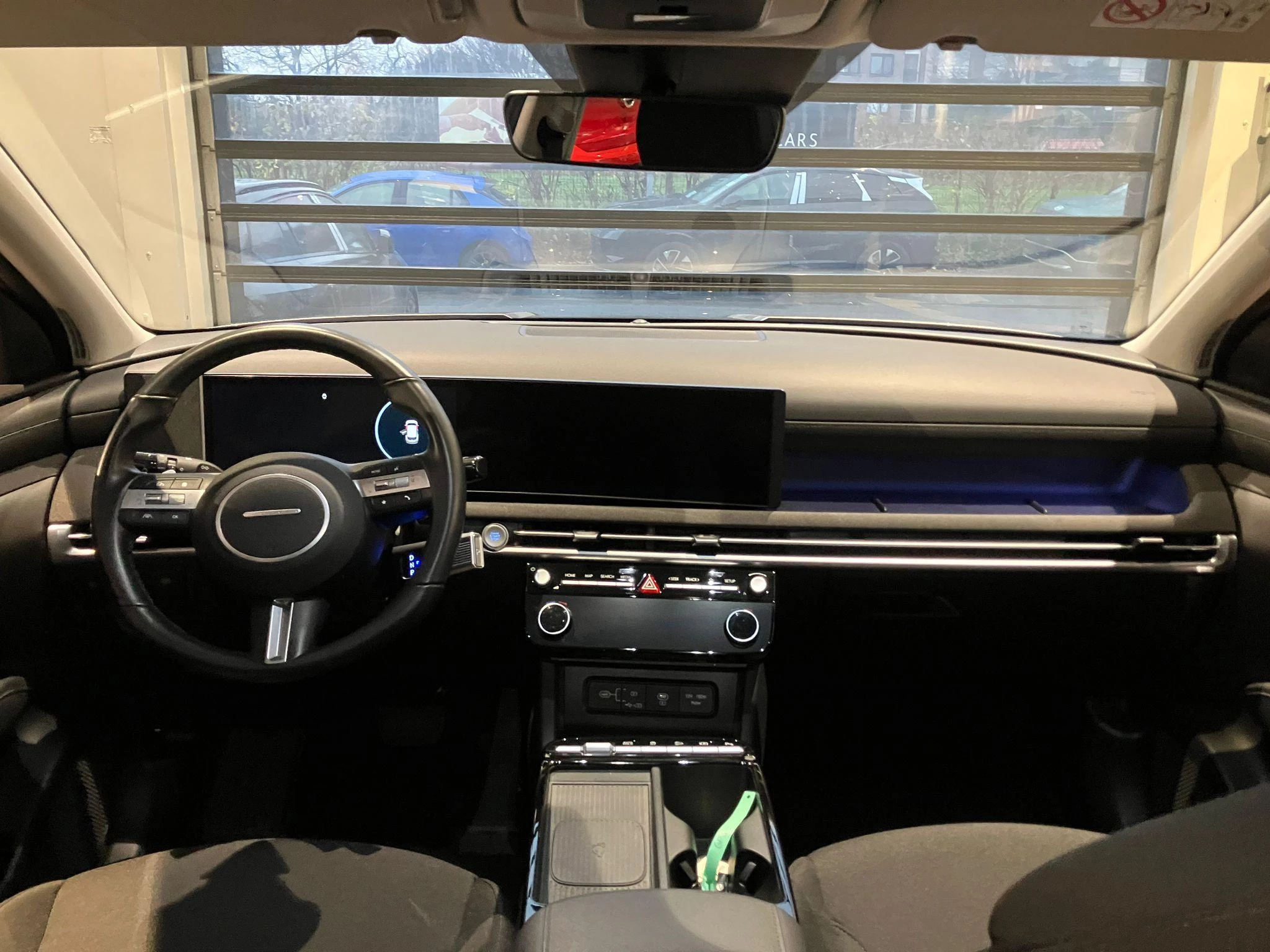 Hyundai-Tucson Hybrid-image-13