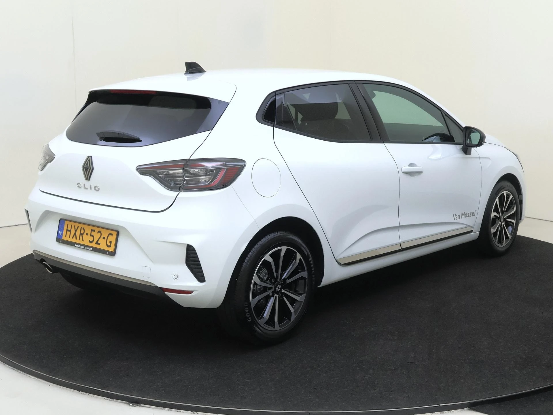 Renault-Clio-image-3