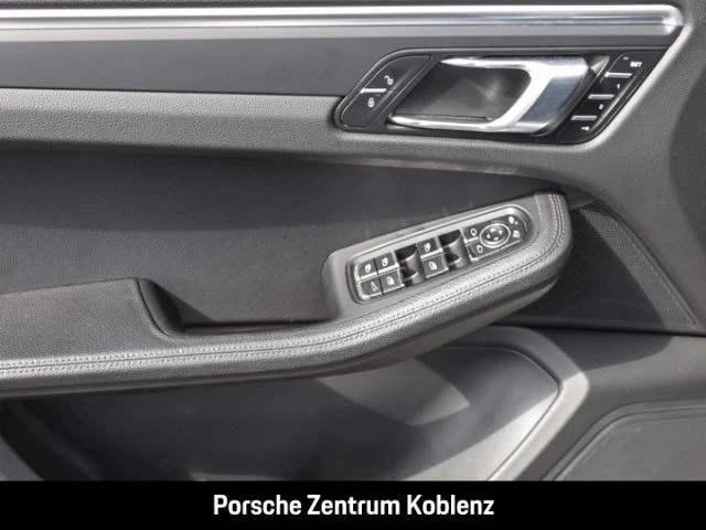 Porsche-Macan-image-25