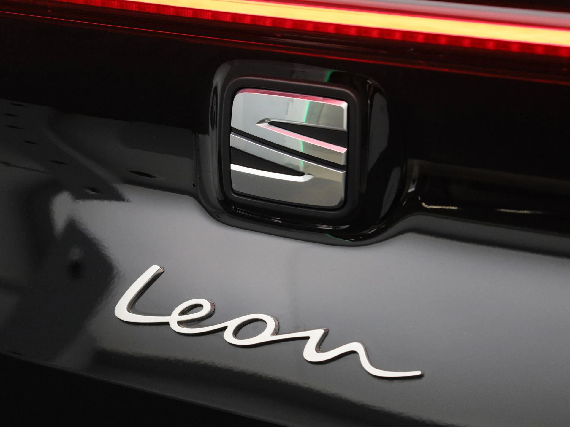 SEAT Leon Sportstourer 1.5 TSI e-Hybrid FR Business