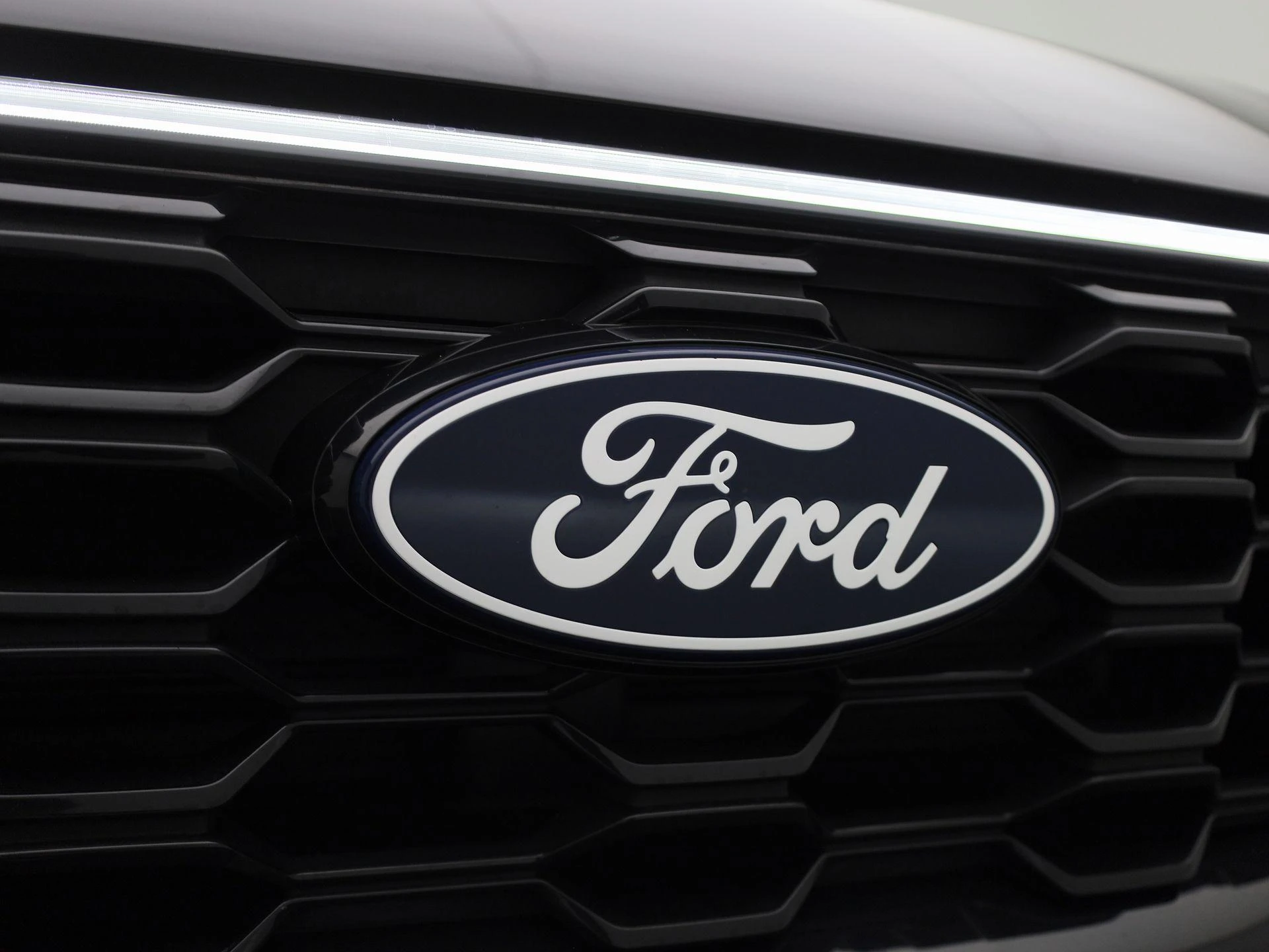 Ford-Kuga-image-35