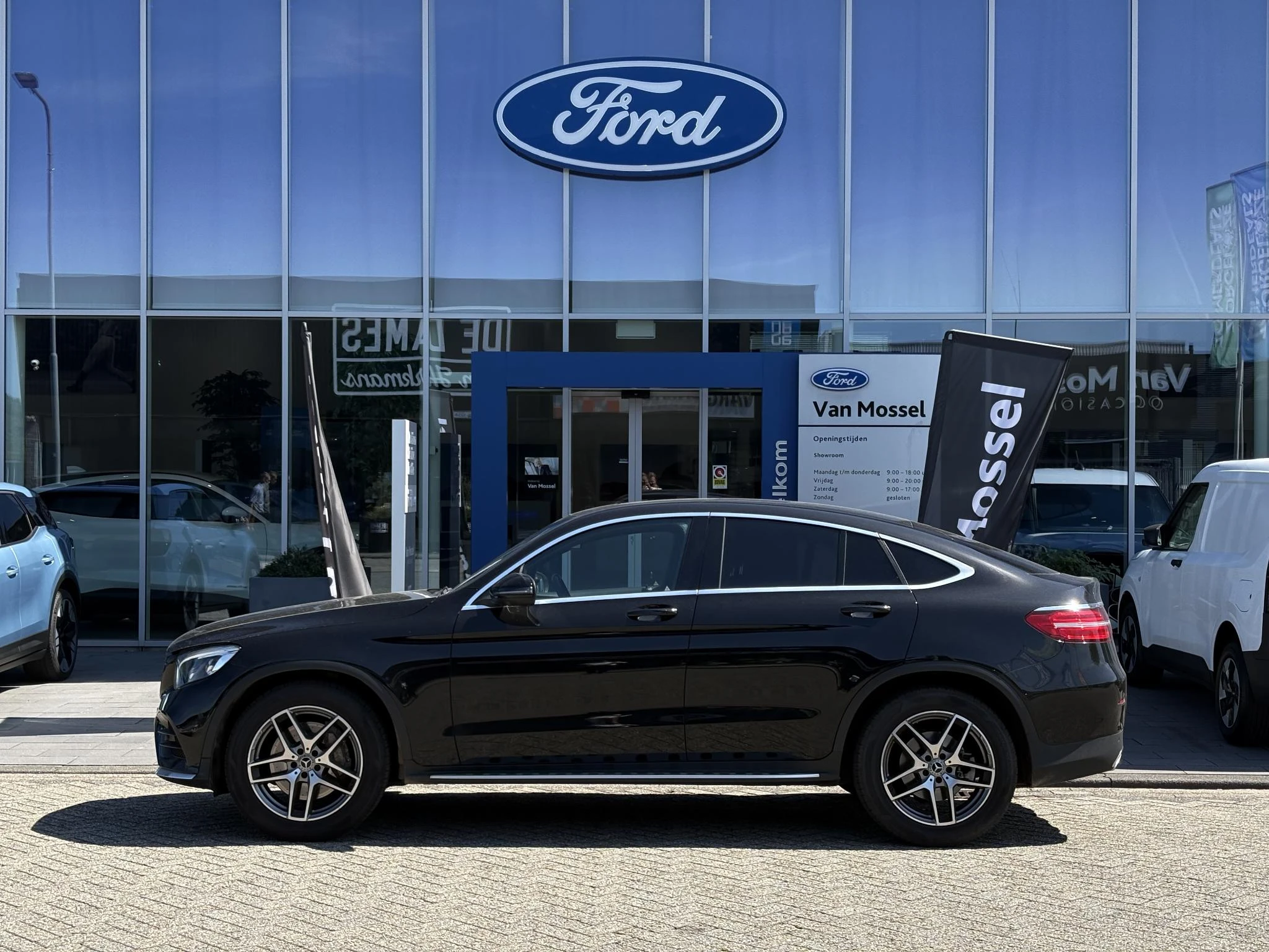 Mercedes-Benz-GLC-image-1