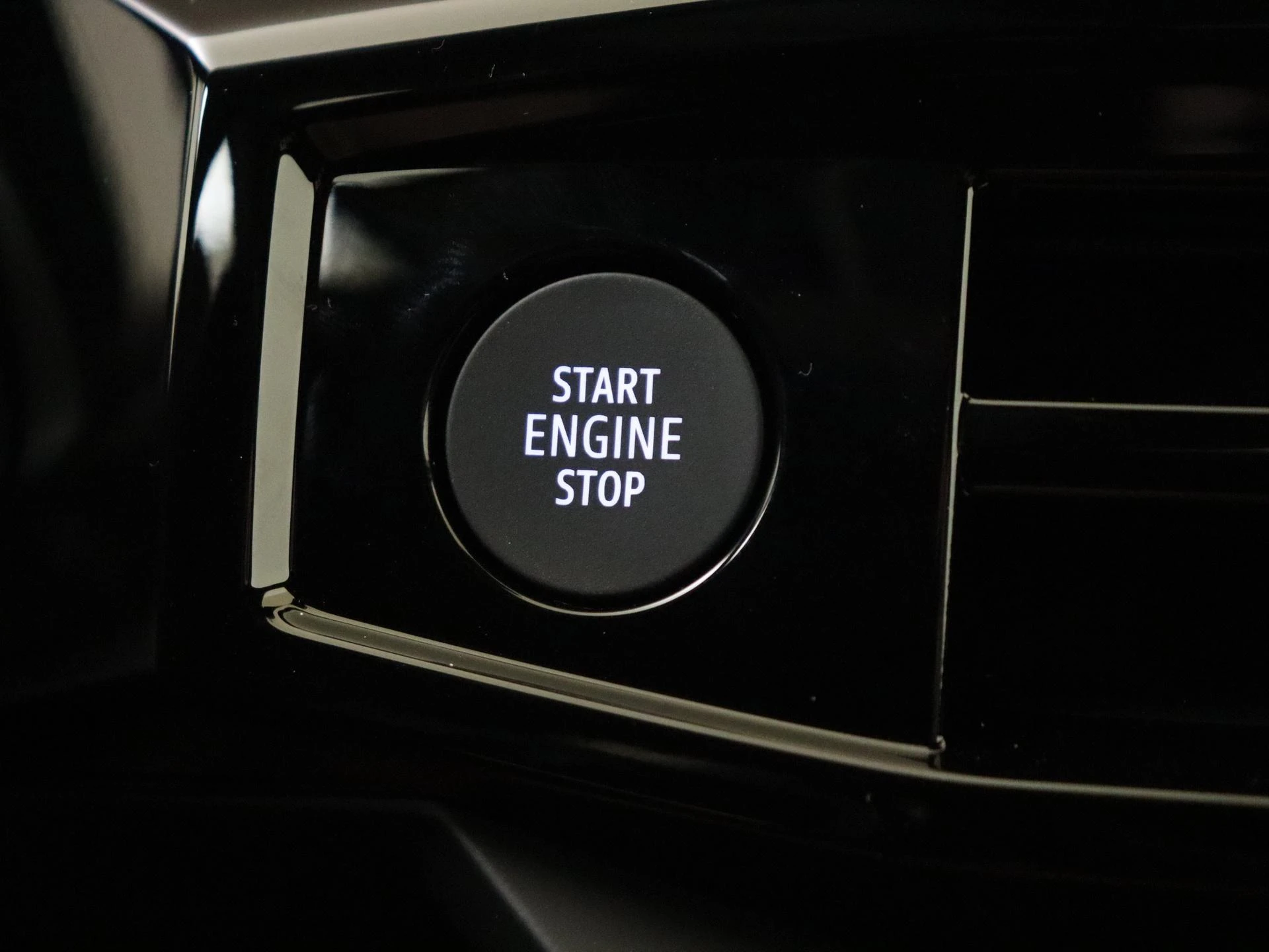 Renault-Clio-image-21