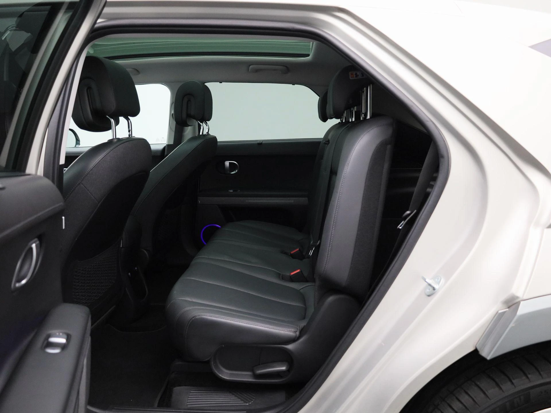 Hyundai-IONIQ 5-image-9