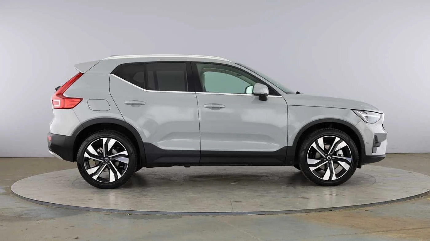 Volvo-XC40-image-1