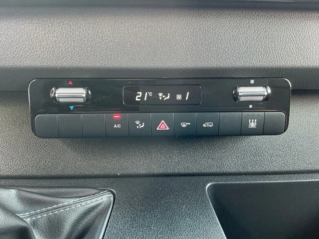 Mercedes-Benz-Sprinter 317-image-14